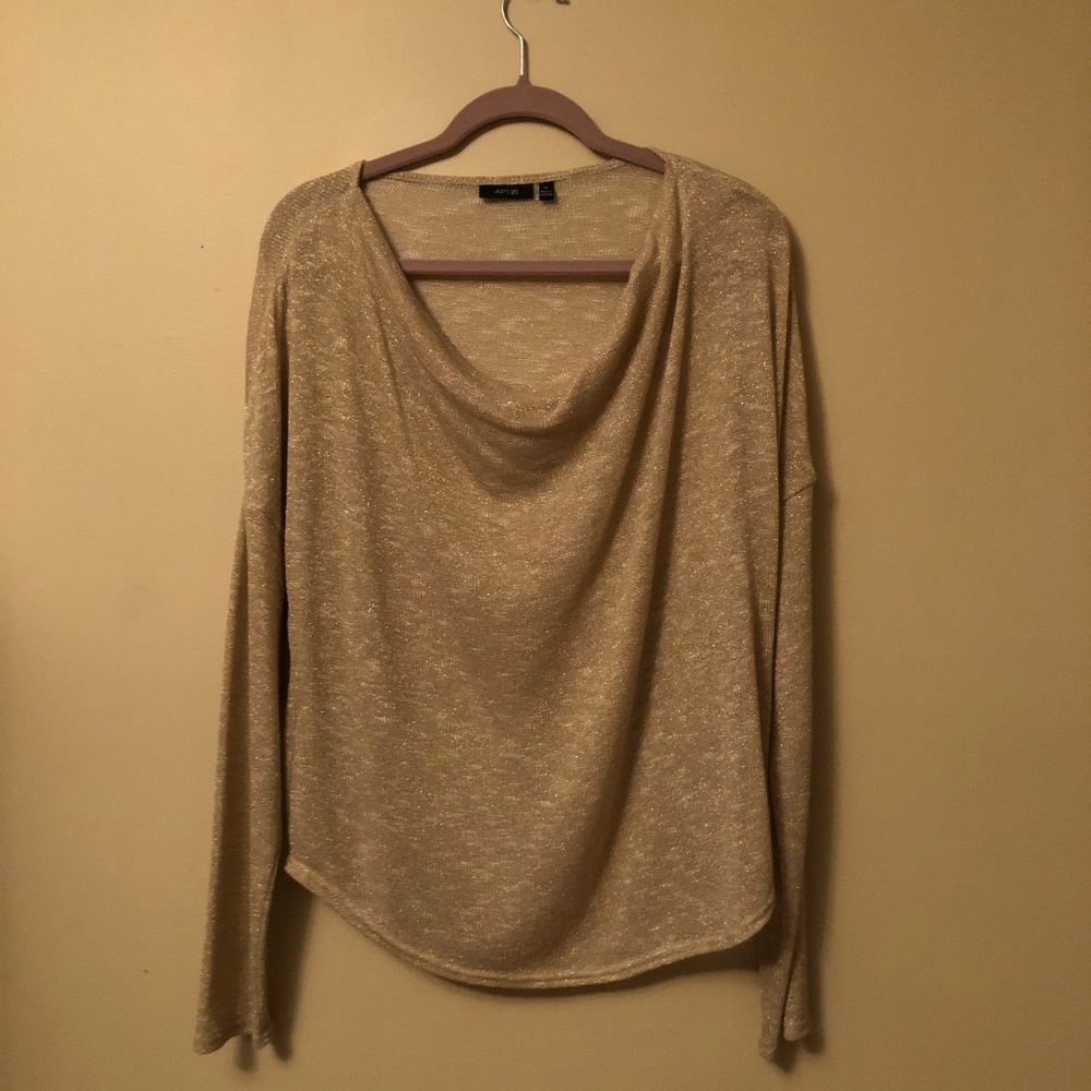 SALE! 🥂Champagne shimmery sheer sweater, XL